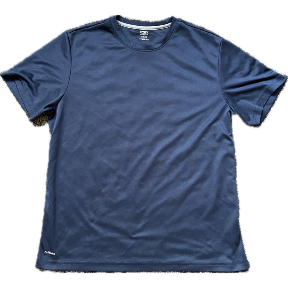 EUC Athletic Works Performance T Shirt Men’s Large Excellent Condition